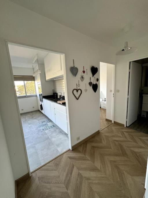 Appartement Neuf Avec Balcon Et Parking Prive Καν Εξωτερικό φωτογραφία