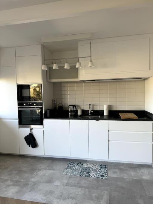 Appartement Neuf Avec Balcon Et Parking Prive Καν Εξωτερικό φωτογραφία