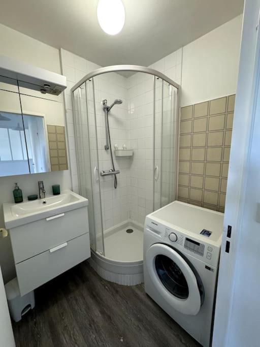 Appartement Neuf Avec Balcon Et Parking Prive Καν Εξωτερικό φωτογραφία