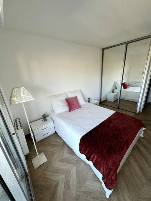 Appartement Neuf Avec Balcon Et Parking Prive Καν Εξωτερικό φωτογραφία